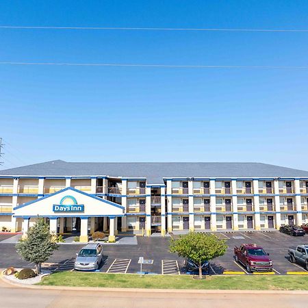 Days Inn By Wyndham Oklahoma City/Moore Εξωτερικό φωτογραφία