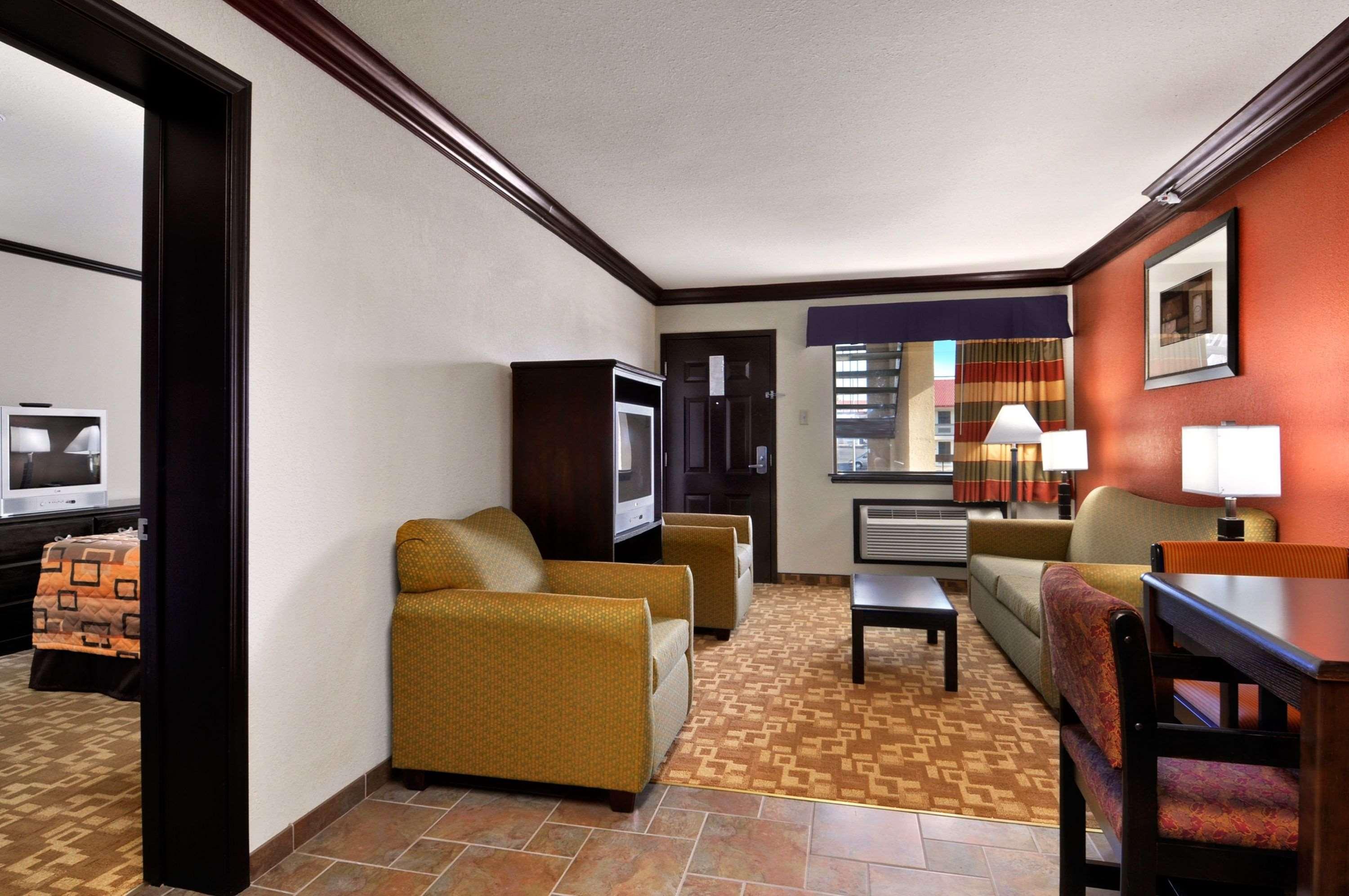 Days Inn By Wyndham Oklahoma City/Moore Εξωτερικό φωτογραφία