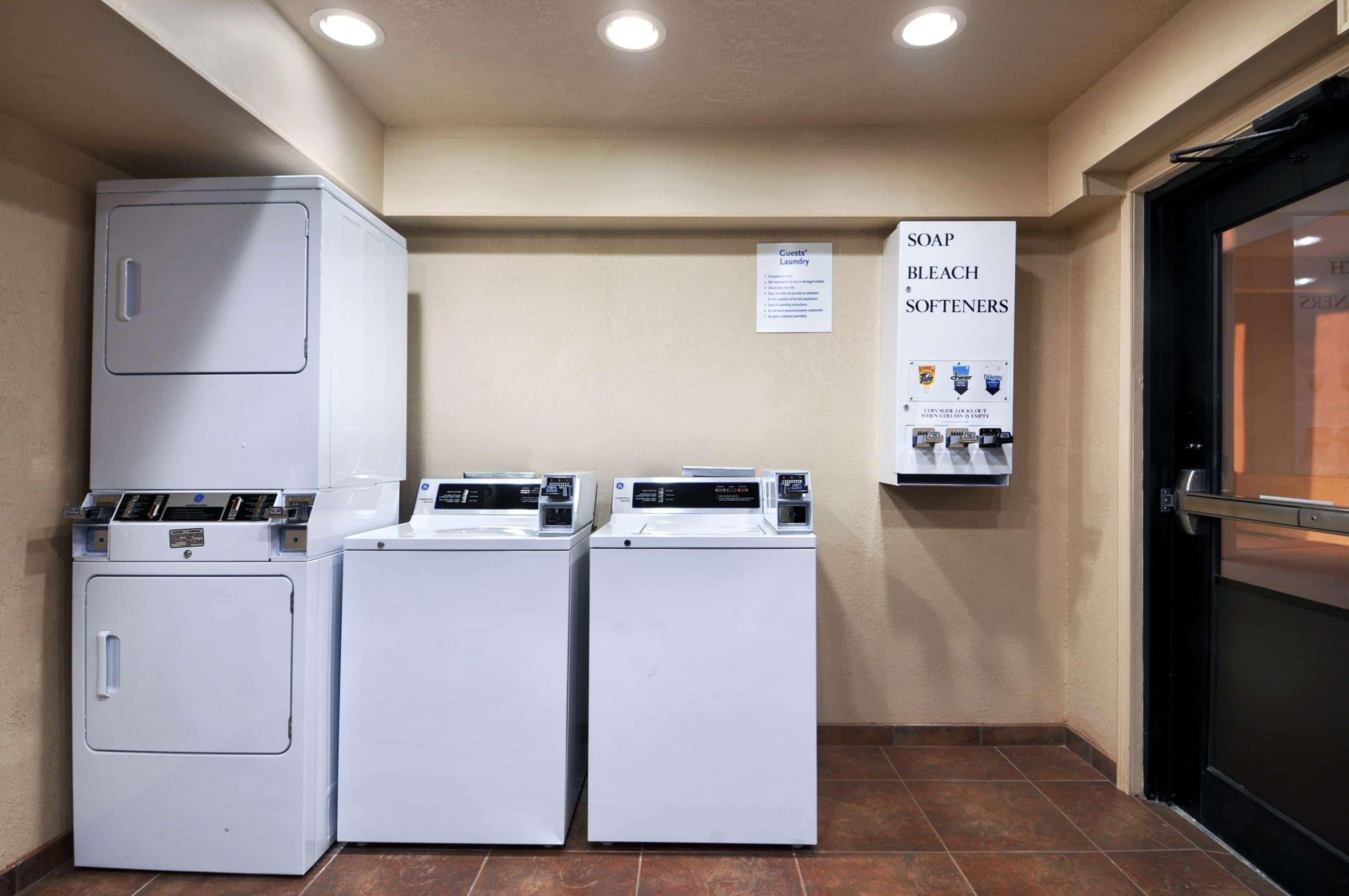 Days Inn By Wyndham Oklahoma City/Moore Εξωτερικό φωτογραφία