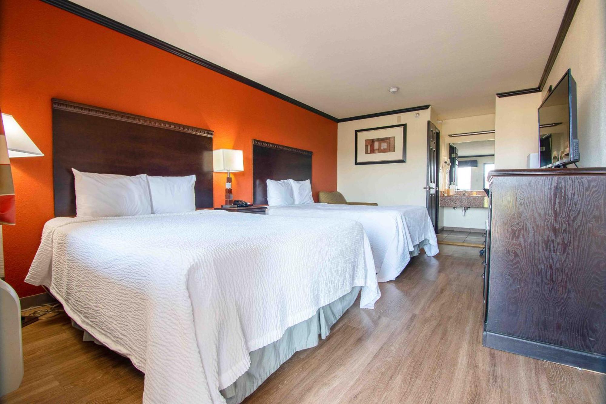 Days Inn By Wyndham Oklahoma City/Moore Εξωτερικό φωτογραφία