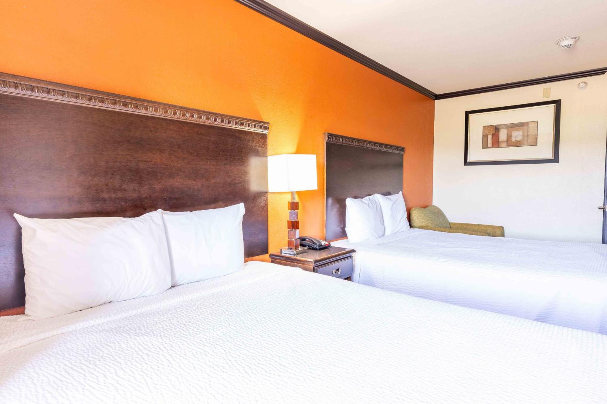 Days Inn By Wyndham Oklahoma City/Moore Εξωτερικό φωτογραφία