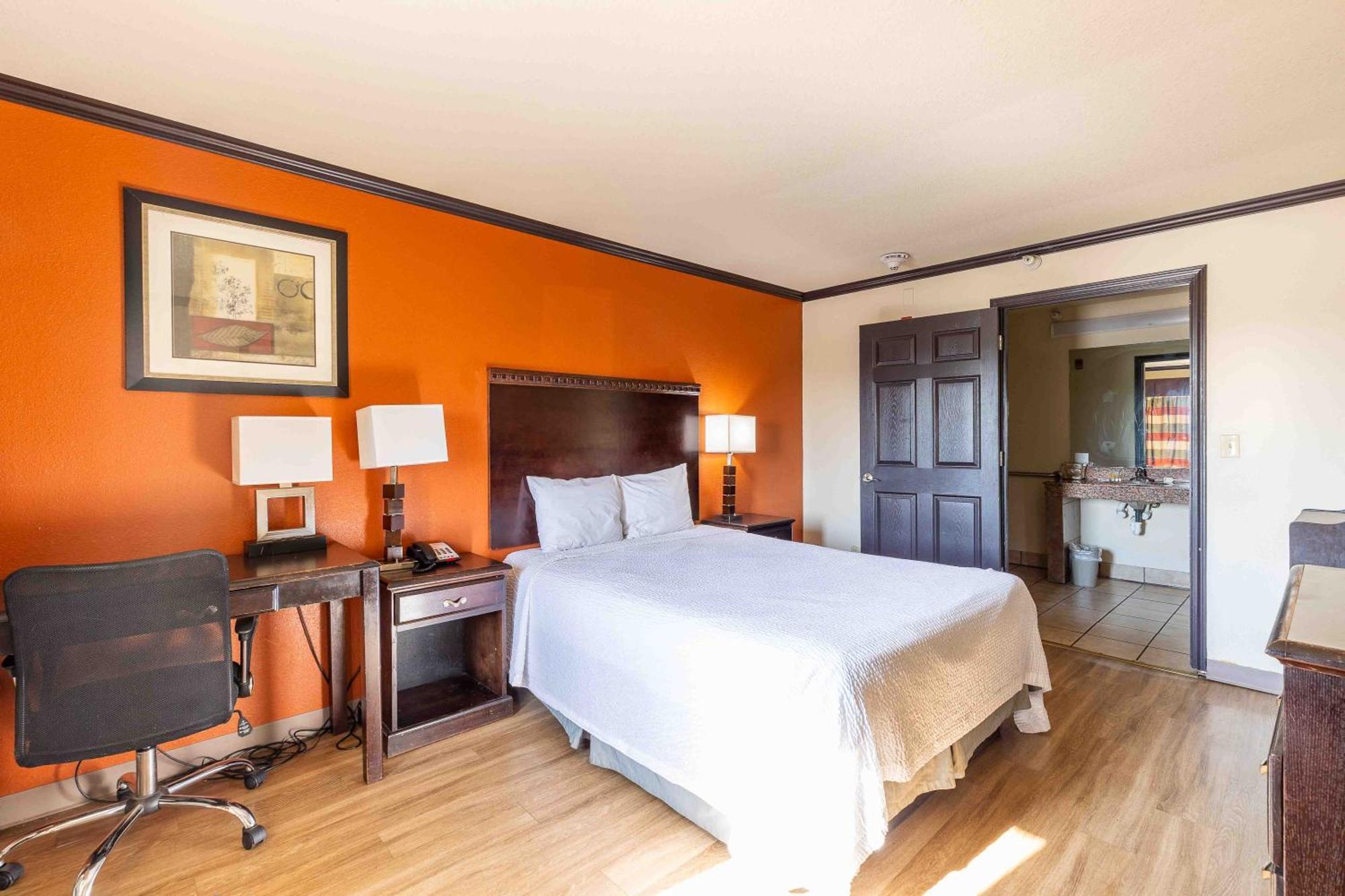 Days Inn By Wyndham Oklahoma City/Moore Εξωτερικό φωτογραφία
