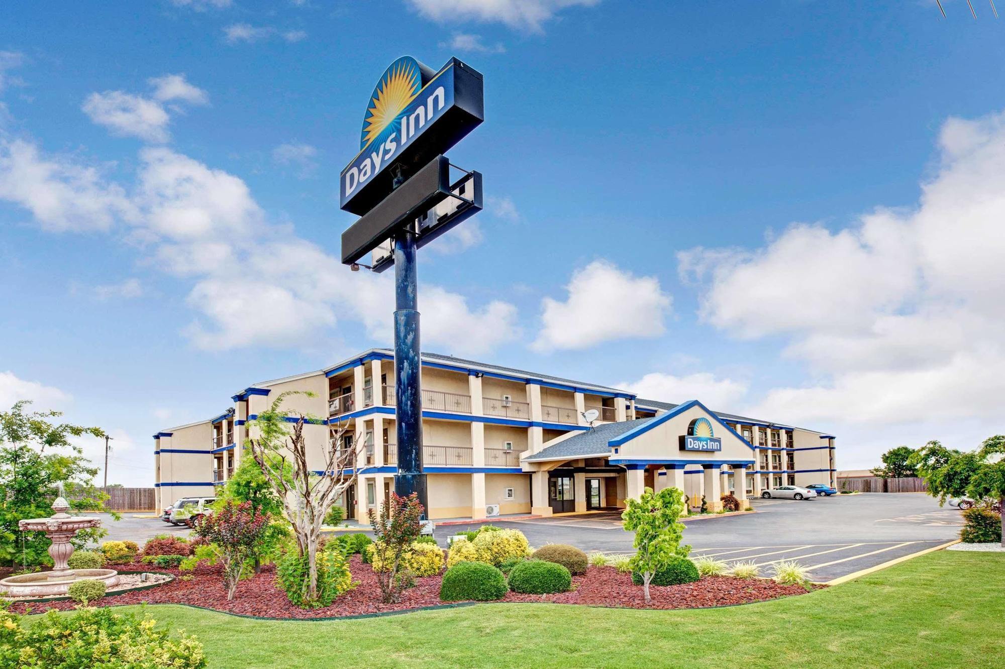Days Inn By Wyndham Oklahoma City/Moore Εξωτερικό φωτογραφία